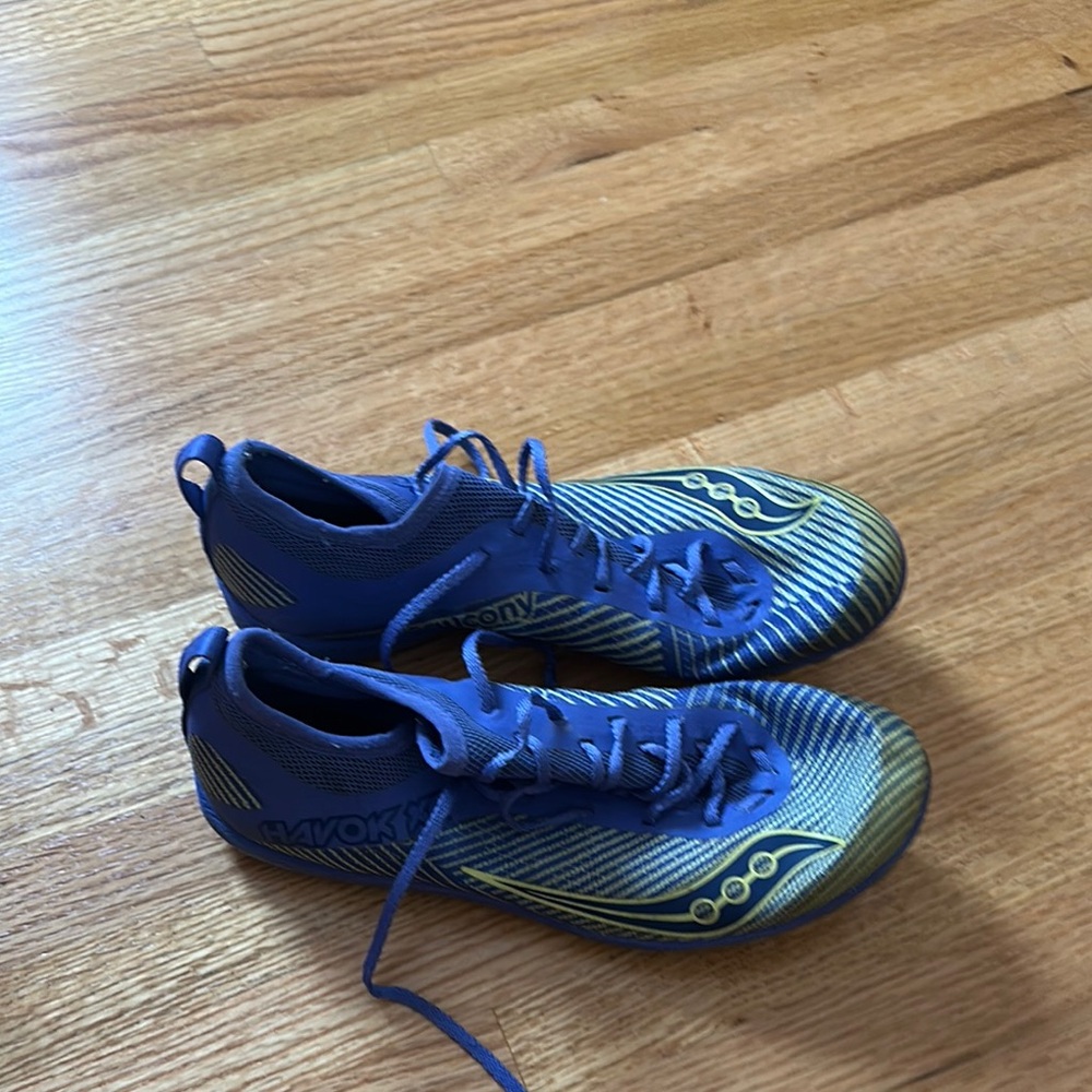 Saucony Women’s Cross Country Spikes